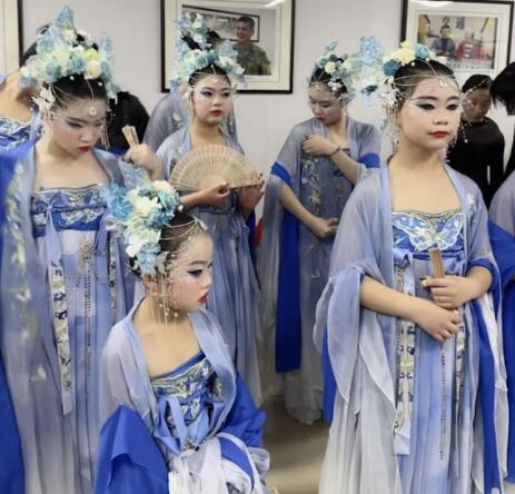 舞台团体妆