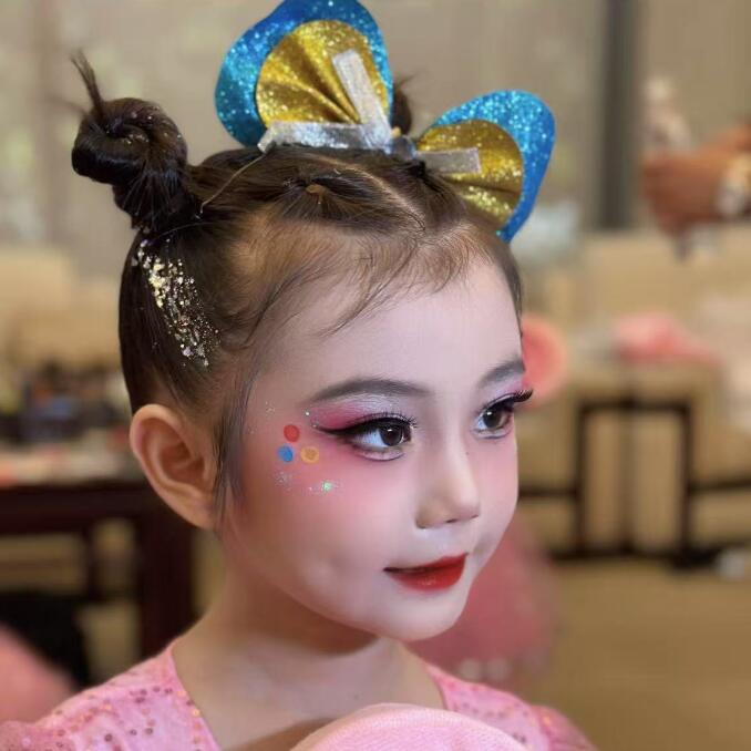儿童团体舞台妆