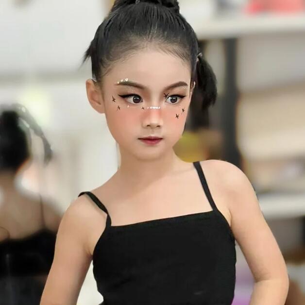 炫酷舞台走秀妆