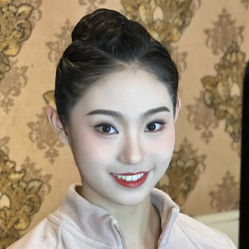 舞蹈艺考妆容